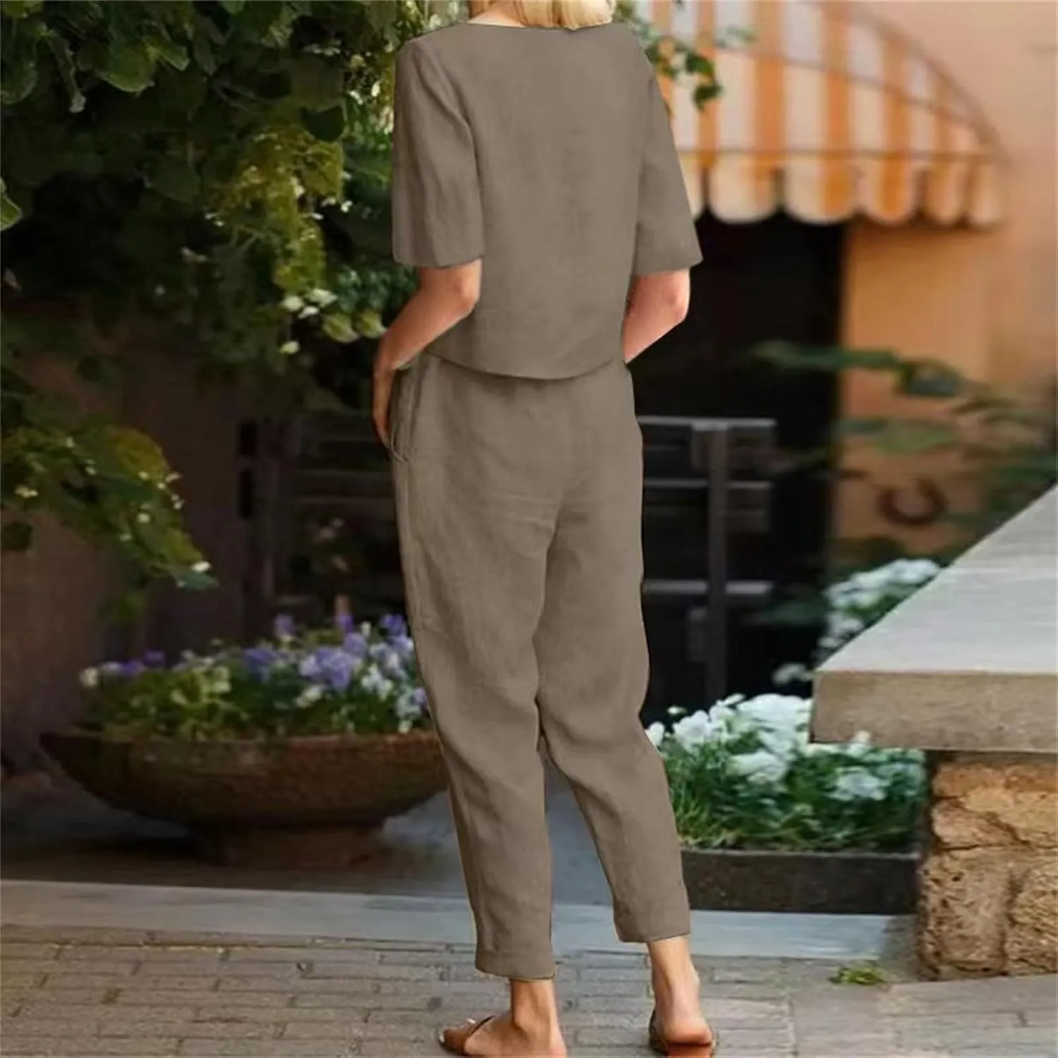 2 Piece Outfits for Women Summer Cotton Linen Casual Matching Set Short Sleeve T Shirts and Capri Pants with Pockets 2024