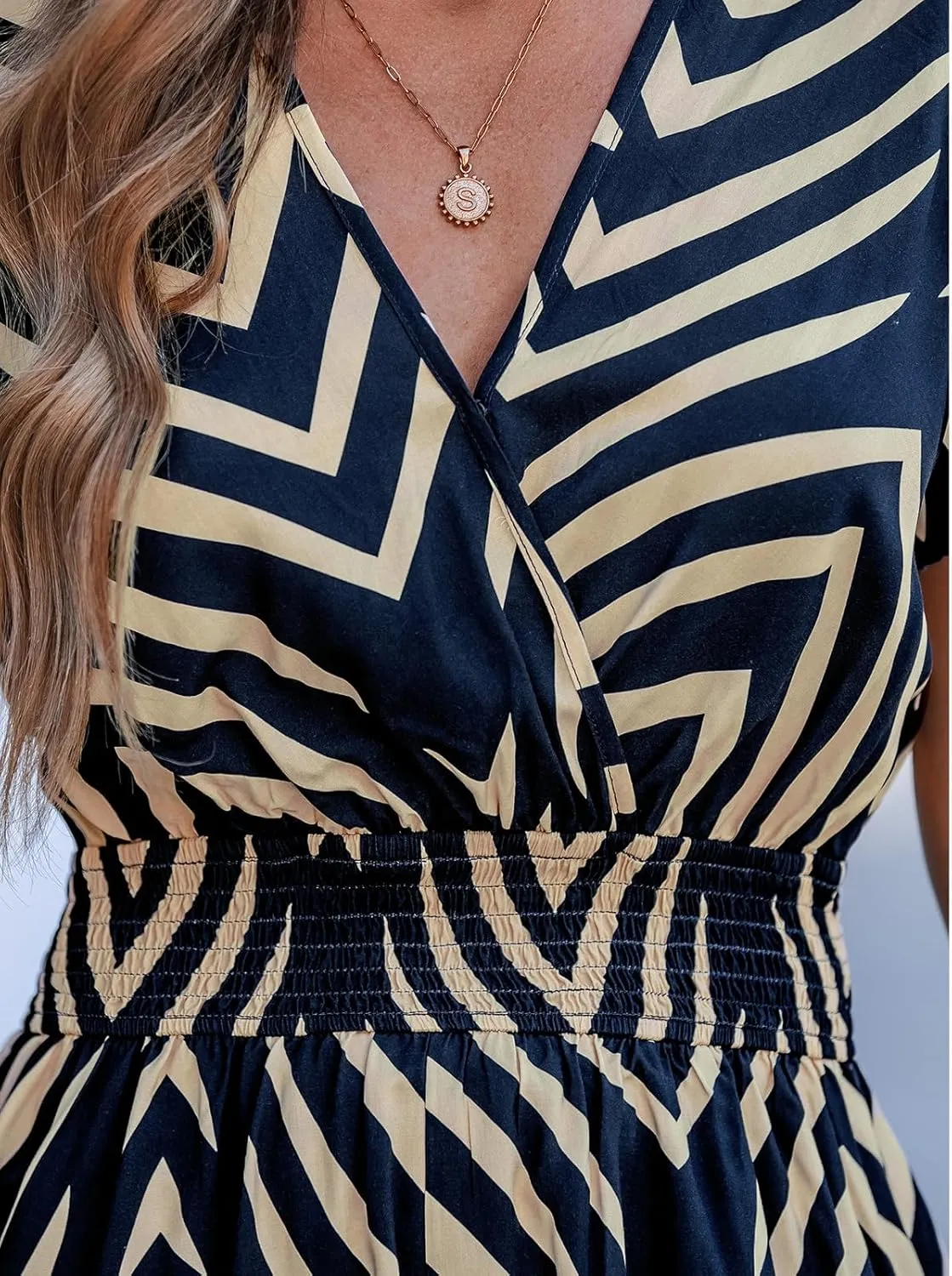 CUPSHE Women's Romper Tropical Flutter Sleeve Boho Overall V Neck Wide Leg Outfit Casual Beach