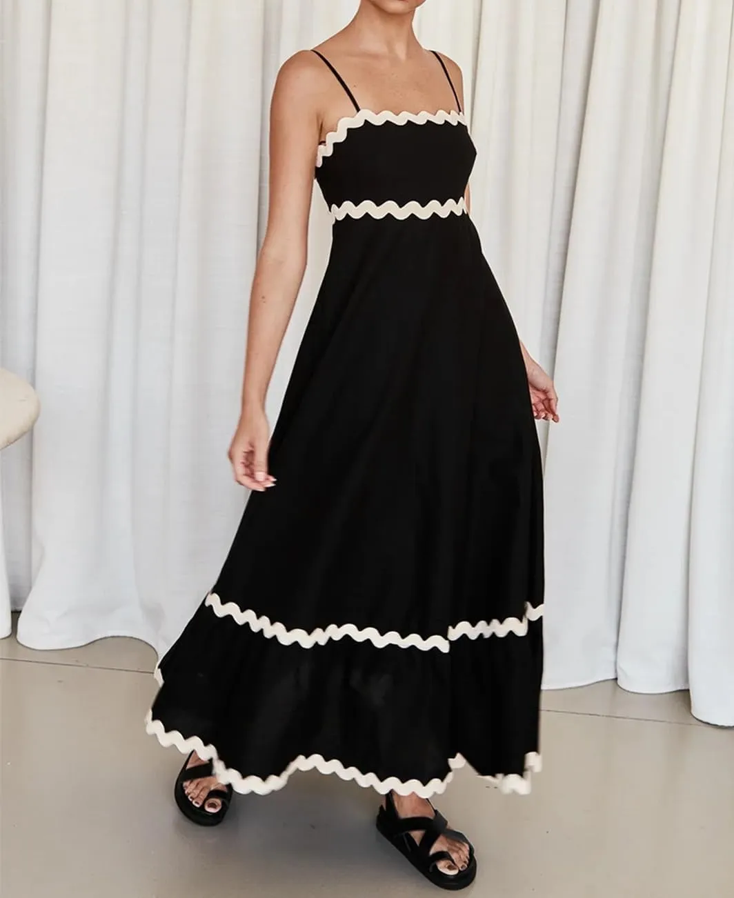 LOAIHA Women Midi Dresses 2024 Spaghetti Straps Sleeveless Smocked Rickrack Trim Boho Flowy Loose A-Line Summer Eyelet Dress