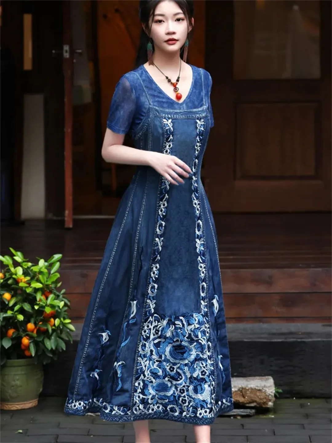 Women Summer Sleeveless Camisole Jeans Dress Embroidery Split Joint Vintage A-Line Pleated Denim Dress