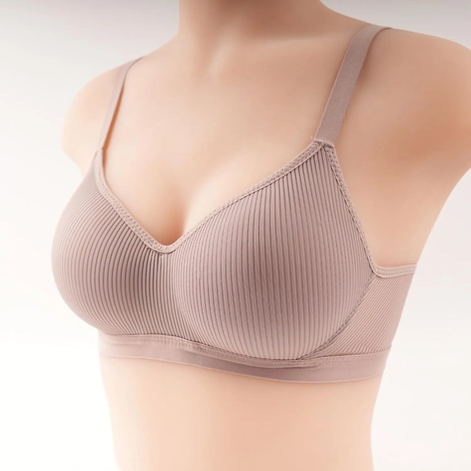 Women's No Underwire Ribbed Bra Stretch Push Up Soft Breathable Bra Full Coverage Lifting Comfy Everyday Bralettes